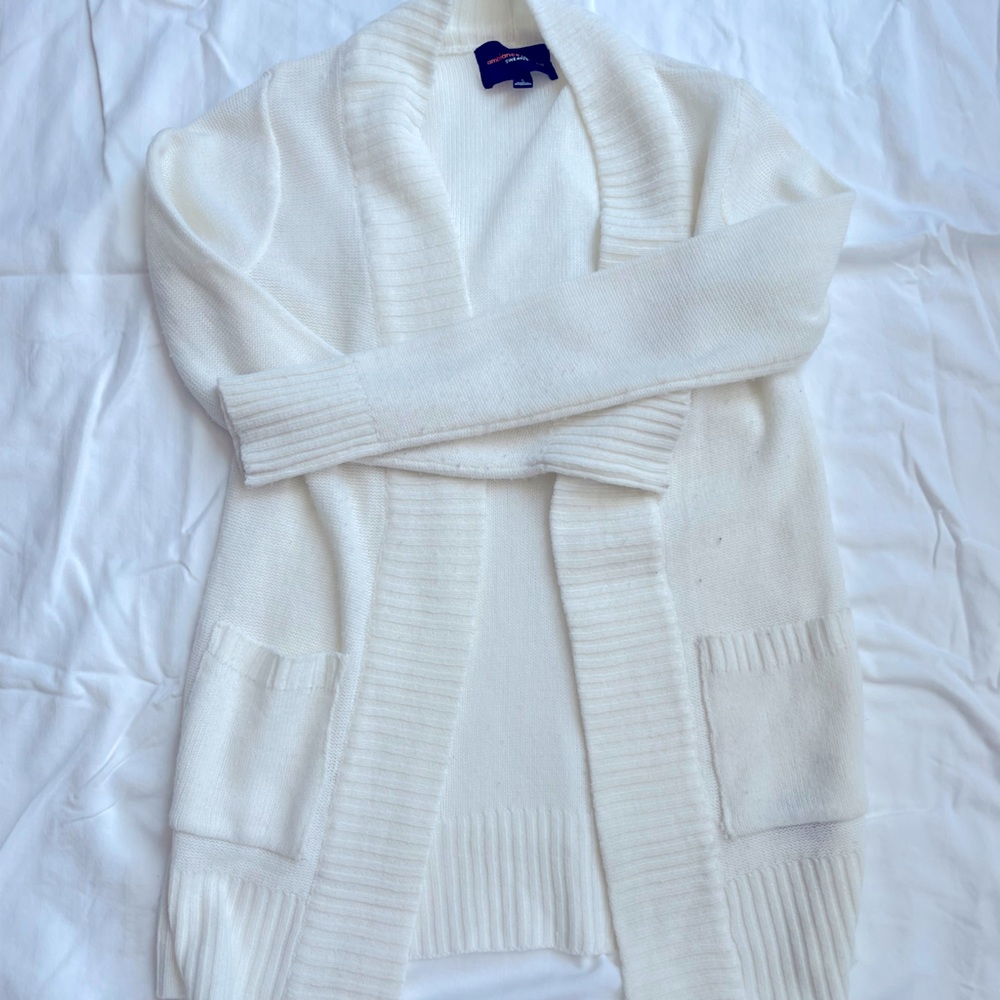 Cardigan sweater